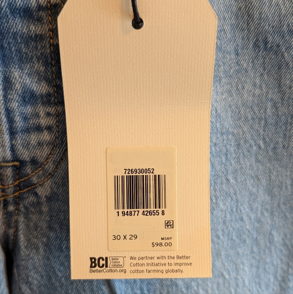 NWT Levis Ribcage Straight Jeans - Picture 6 of 7